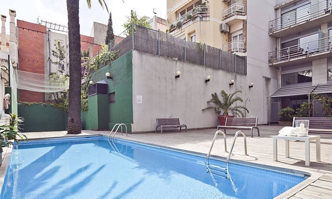El Putget i Farro Apartamento | Dúplex en el Centro de Barcelona con Piscina
