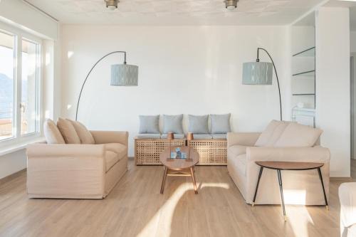 Porto Valtravaglia Apartamento | Duplex Lakeside Penthouse