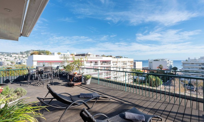Cannes Apartamento | Duplex with Rooftop and Sea View – Palm Beach