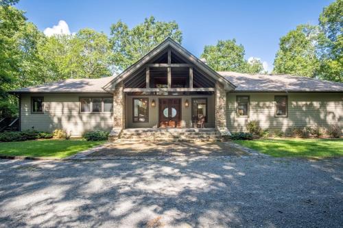 Cedar Mountain Casa | Dupont Mountain Lodge