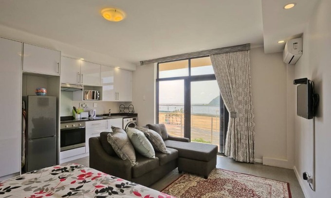 Durban Point Apartamento | Durban Point Waterfront, Cosy Harbor View Studio