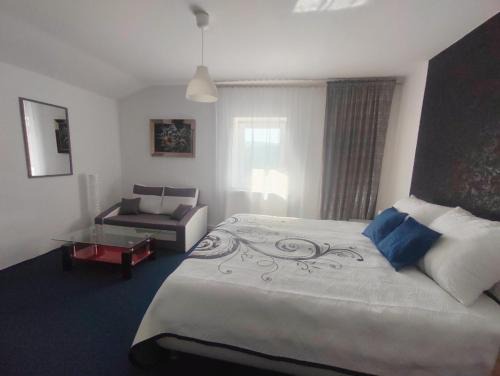 Novy Hradek Apartamento | Dvoupokojový apartmán Penzion Hrádek