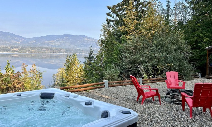 Blind Bay Cabina | Nido del Águila - Retiro frente al lago semi con jacuzzi!