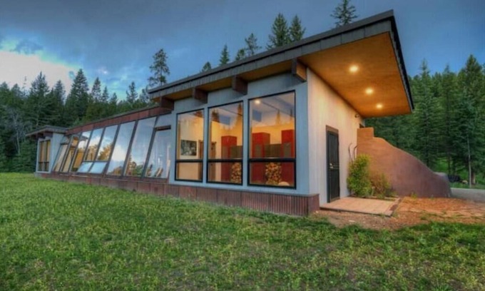 Gallatin Gateway Casa | Earthship Home in Big Sky