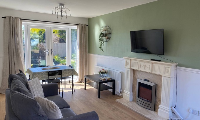 Gateshead Casa | Easedale - 2 Bdrm Sleeps 4 Ideal for Contractors