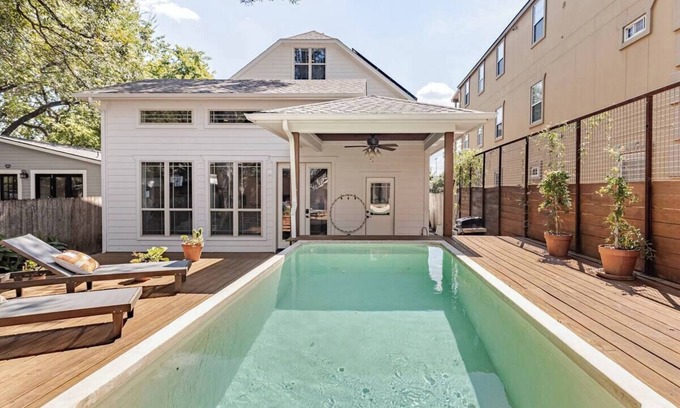 Holly Casa | East Austin Luxury Custom home + Studio Apartment