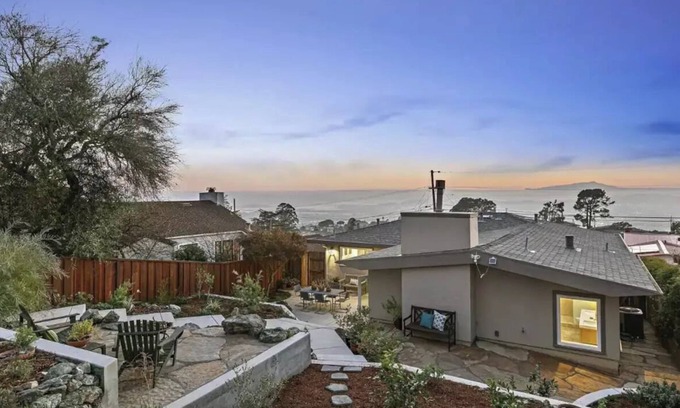 East Richmond Heights Casa | East Bay Golf Course Haven