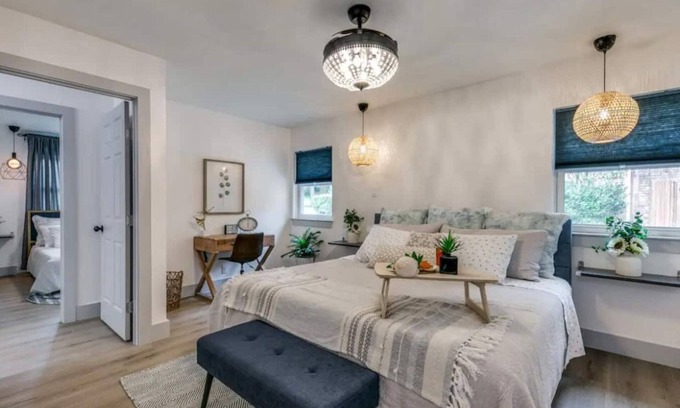 White Rock Hills Casa | East Dallas 3 Bedroom Home With Stunning Backyard Oasis
