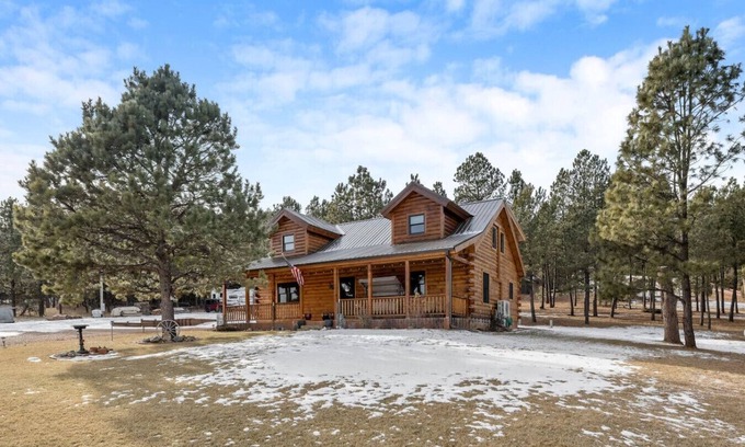 Hermosa Casa | East Pines :Modern Cabin in nature