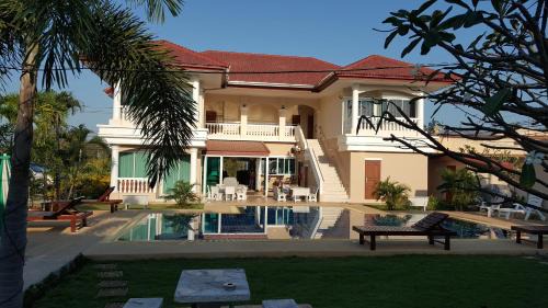 Pong Casa | East Shore Pattaya Resort