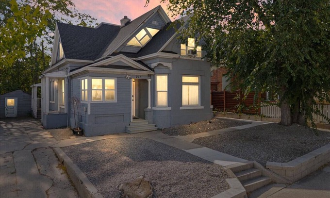 Lower Avenues Casa | East Street Retreat | Walk Everywhere!