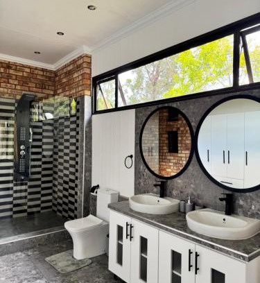 Magaliesberg Casa | EastClaire Guesthouse