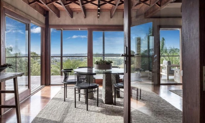 Montecollum Cabaña | EASTERN RISE-Unique Artisan home Byron Hinterland