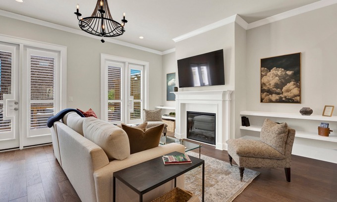 Hitch Village - Fred Wessels Homes Casa | Eastern Wharf Luxury | Heated Pool Access