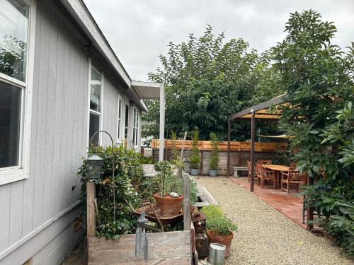 East Side Costa Mesa Casa | Eastside Costa Mesa house