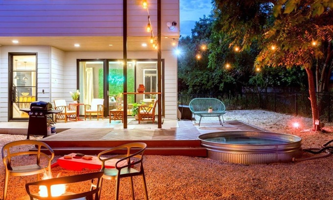Govalle Casa | Eastside House Supreme—6 Min Drive to Downtown
