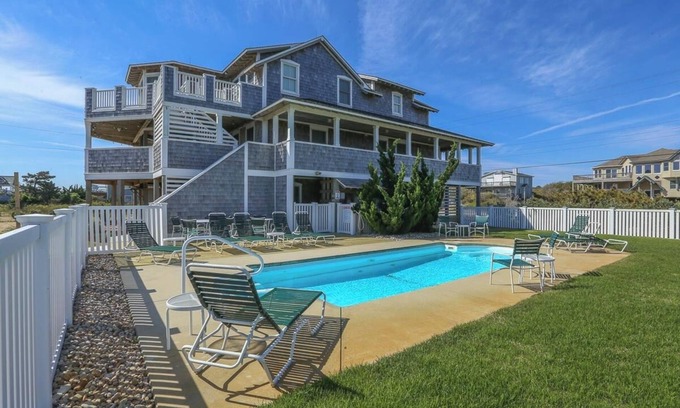 Southern Shores Casa | Relax and unwind from this 5BR home w/Private Pool & private walkway to beach!