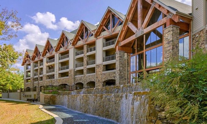 Big Cedars Condominio | Easy Access to Dogwood Canyon in this great resort Studio Apt