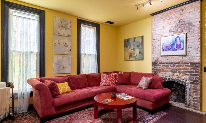 Germantown Casa | Easy access to Taylor Swift, Broadway, CMAs & more