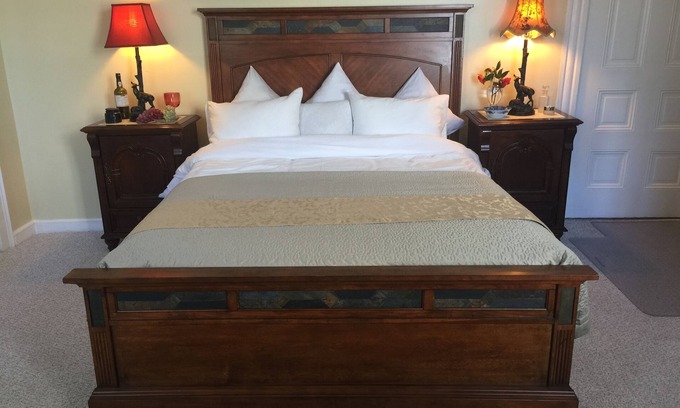 Wilmington Historic District Apartamento | Easy Living by The Water . Quiet, Secure, private Historic Downtown.