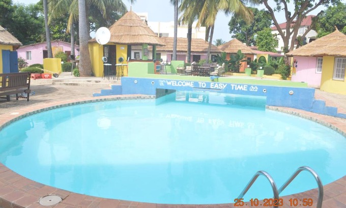 Kololi Cabina | Easy Time Lodge