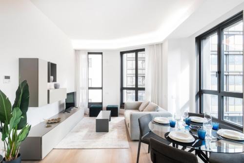 San Babila Apartamento | Easylife - Sofisticata dimora con rooftop condominiale vista Duomo