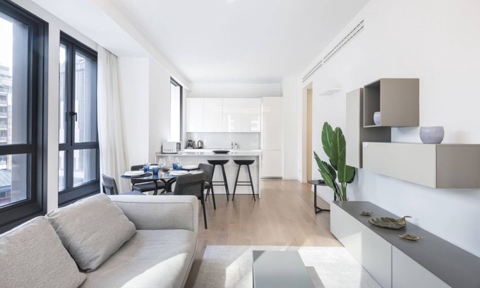San Babila Apartamento | Easylife - Sophisticated abode 2min from the Duomo