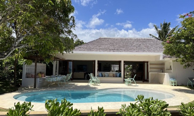Silver Sands Villa | Ebb Tide Villa, Silver Sands