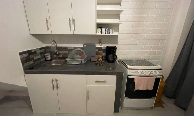 Santo Domingo de los Colorados Apartamento | Suite cómoda en Santo Domingo. Fácil llegada desde la terminal terrestre.