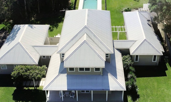 One Mile Casa | Echo Beach House