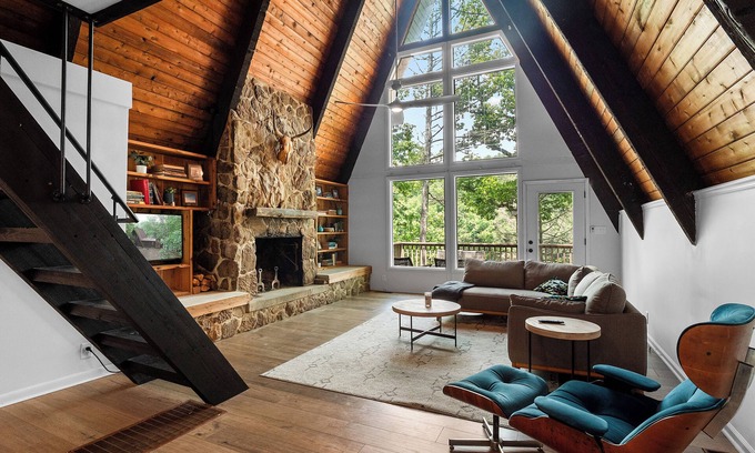Townley Casa | Echo Point: 3 BR, 2.5 BA House in Jasper, Sleeps 12