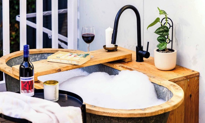 Blairgowrie Casa | Eclectic Cosy Bathhouse | Couples Retreat in Blair