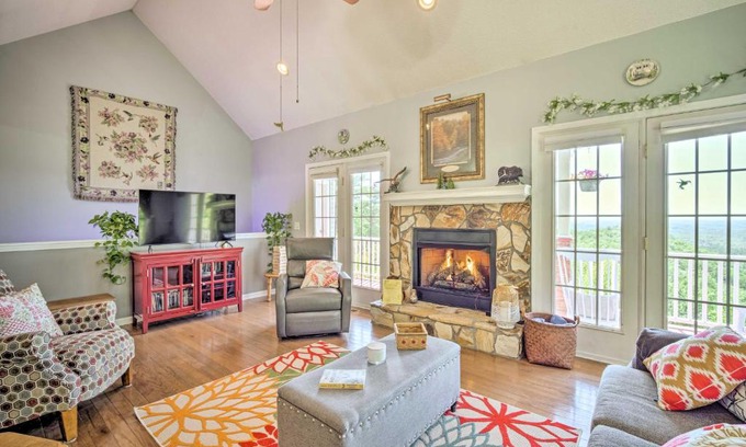 Ranger Casa | Eclectic Ranger Home with Mtn Views and Hot Tub!
