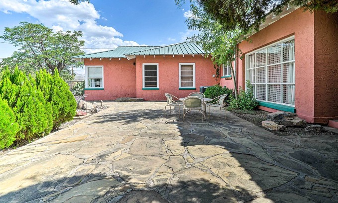 Truth or Consequences Cabaña | Eclectic Home: Walk to Town & Bath District!