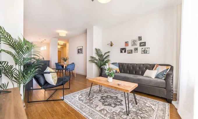 Macon Apartamento | Stylish Fresh Historic Apt w/ Downtown Views