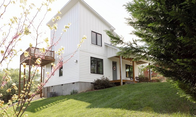 Woodfin Casa | Eco- Friendly house near downtown AVL, mountain views