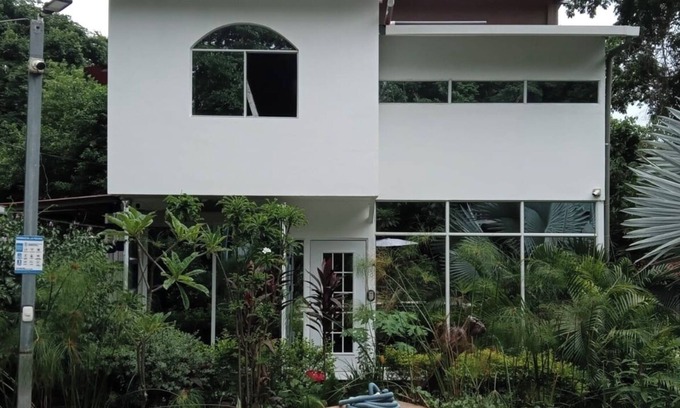 Coatepeque Casa | Eco-Friendly villa in La Libertad, El Salvador