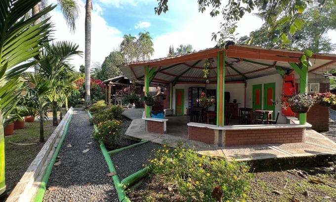 Pereira Cabaña | Eco Hotel Green Eden, Cabañas en Pereira