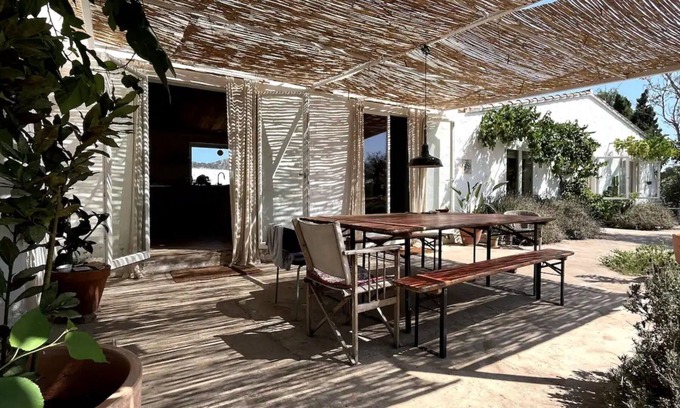 Torroella de Montgri Cabaña | Eco house en la playa. Reserva natural Illes Medes