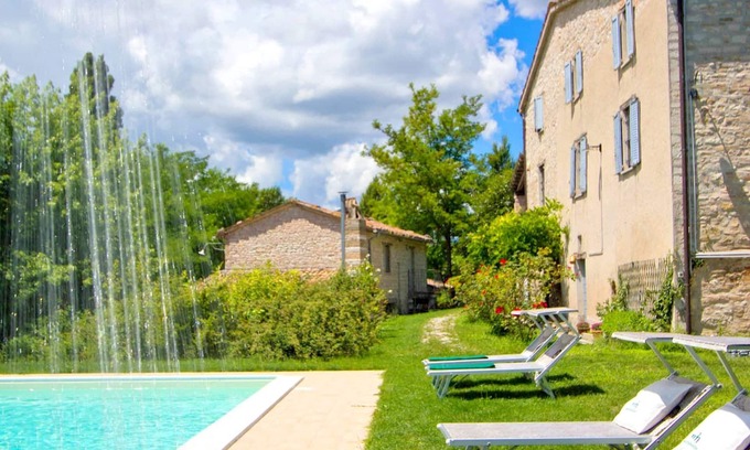Acqualagna Casa | Eco-Retiro con piscina