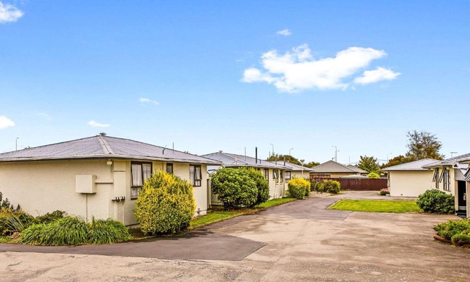 Spreydon Hotel | Econo Lodge Canterbury Court Motel