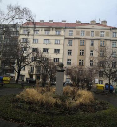 Kosire Apartamento | Economy flat 18 minutes from Vaclavske namesti