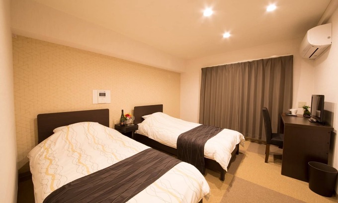 Uehonmachi Hotel | Economy Twin Room / Osaka city Ōsaka