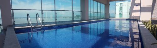 Puerto Santa Ana Apartamento | Ecuabook Riverfront Jacuzzi 11 Wyndham You home