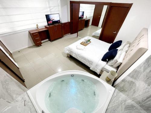 Las Penas Apartamento | Ecusuites Jacuzzi Executive Dpto Riverfront l puerto santa ana