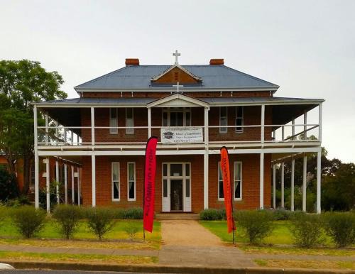 Canowindra Casa | Eddy's of Canowindra