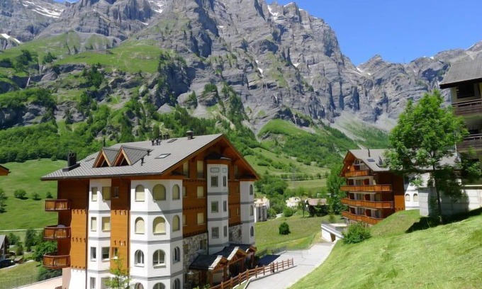 Leukerbad Apartamento | Edelweiss D by Interhome