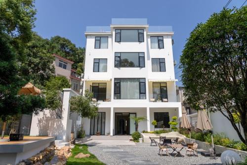 Changjiang County Casa | Eden Yard Boutique Hotel and Experiences