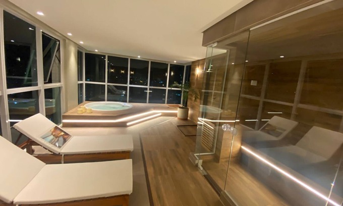 Ponta Verde Apartamento | Edifício Promenade II Apt 408