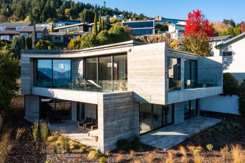 Queenstown City Centre Villa | Edinburgh Heights by Sothebys Luxury Rental Homes